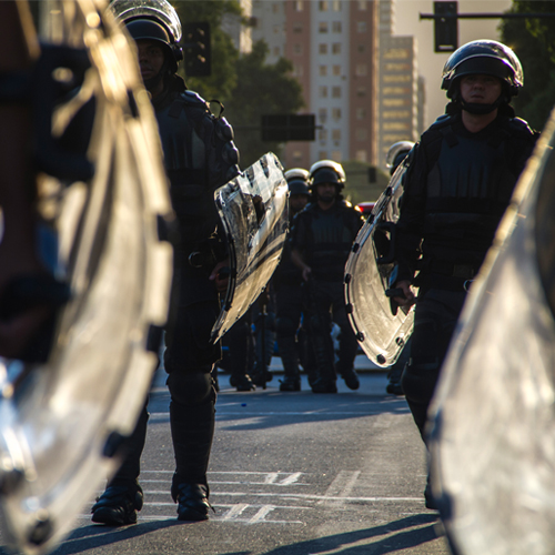 Essa foto jamais poderá ser usada para ofender a imagem do fotografado, atentar contra sua honra e dignidade. Seu uso destina-se a fins jornalísticos, informativos, educativos, artísticos e em campanhas humanitárias. Proibida a utilização sem autorização do autor. Para usa-la, entre em contato com lbaltar@gmail.com. Essa foto está resguardada por direitos autorais. Rio de Janeiro xx/xx/2013.